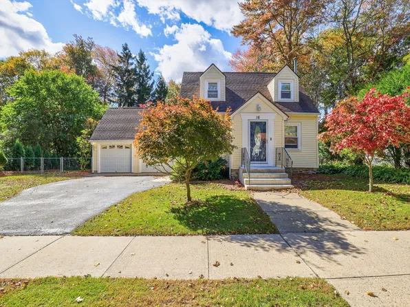 16 Westbrook Rd, Worcester, MA 01602