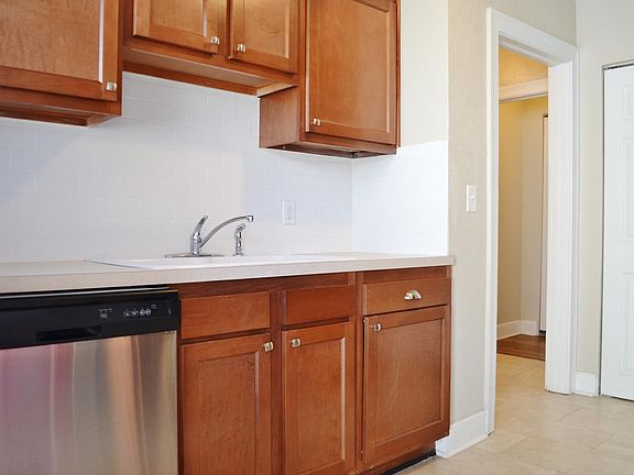 5th image of 3862 Eloise St