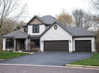 451 Spring Green Dr, Chippewa Falls, WI 54729