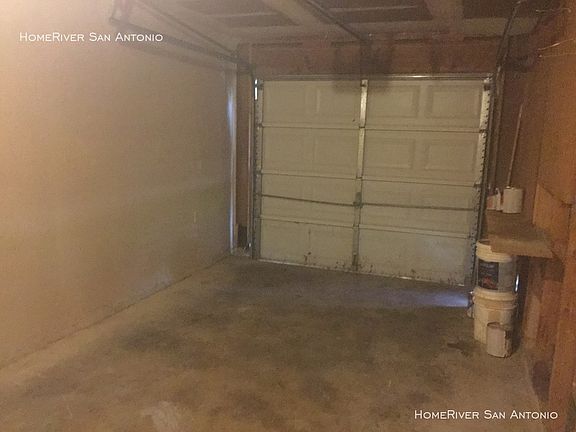 3rd image of 14432 Edgemont St
