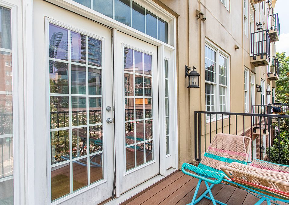 1st image of 1029 Piedmont Ave NE APT 202