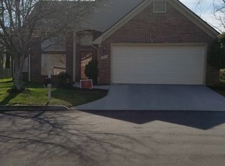 60 Piimauna St, Makawao, HI 96768