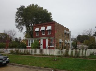 833 Commonwealth Ave FLOOR 1, Waukegan, IL 60085