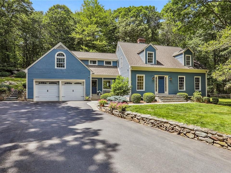1st image of 12 Douglas Drive