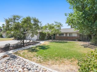 3615 W Pryor Ave, Visalia, CA 93277