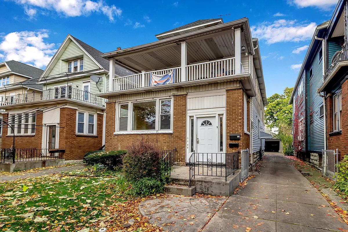 Building Photo - 9 Traymore St #1