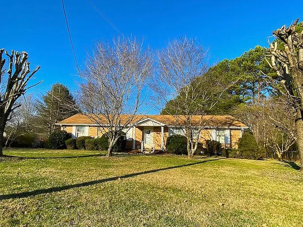 1321 Substation Rd, Pleasant View, TN 37146