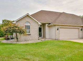 3135 Creekwood Cir, Bay City, MI 48706