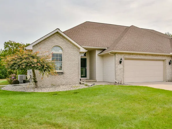 3135 Creekwood Cir, Bay City, MI 48706