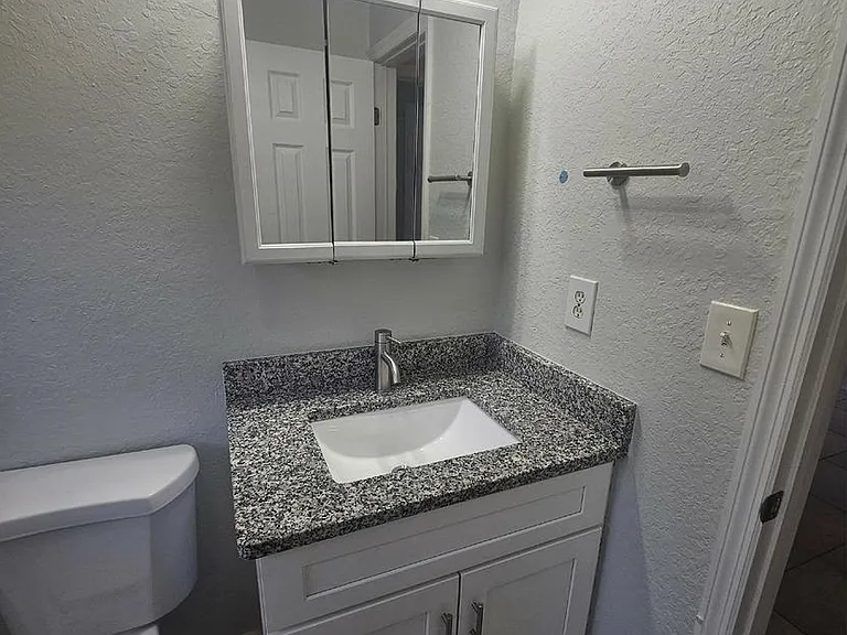 4005 Avenue I #A — Photo 11