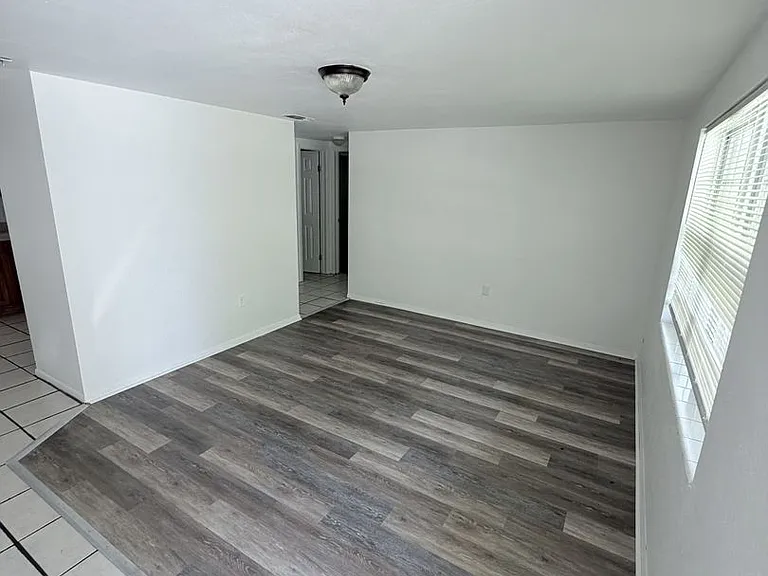 21377 Campbell Dr — Photo 3