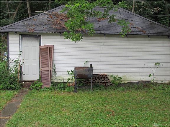 4th image of 40 W Mumma Ave