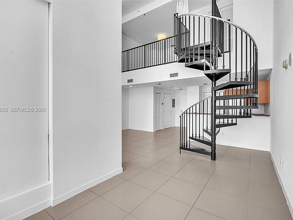 4th image of 300 S Biscayne Blvd APT 822