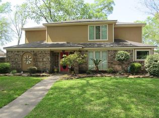 3801 Trailwood Dr, Baytown, TX 77521