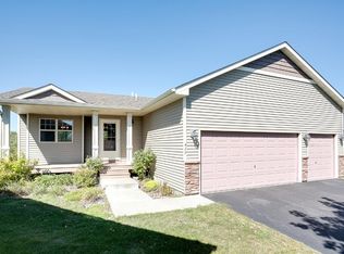 417 Rodeo Dr NW, Isanti, MN 55040