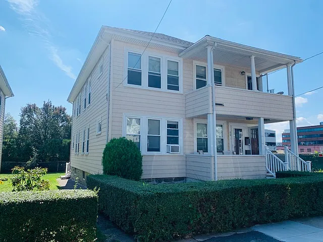 53 Adamson St #53