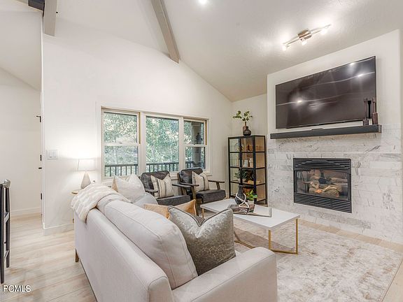 5th image of 710 Deer Valley Dr Unit 15