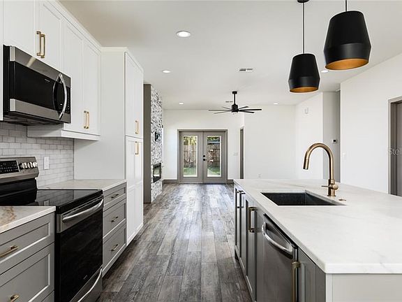 3rd image of 632 60th St S