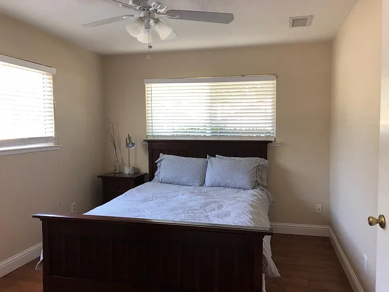 704 Christie Ct — Photo 5