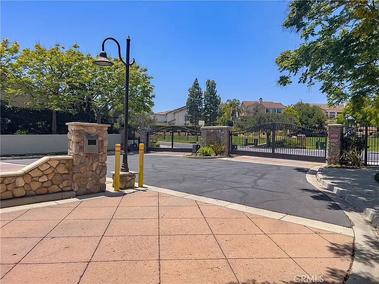 1699 Ramona Dr — Photo 61