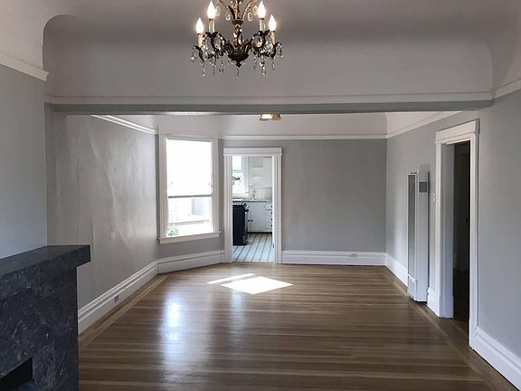 2nd image of 119 Jersey St #1