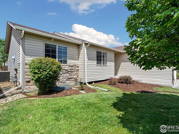 2nd image of 318 Scotch Pine Dr