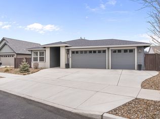 4327 SW Badger Creek Dr, Redmond, OR 97756