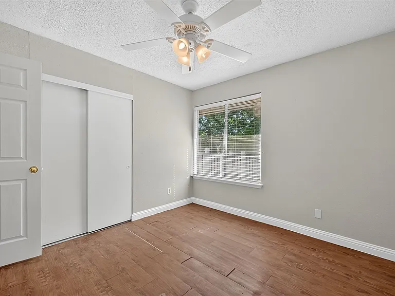 7711 Del Glen Ln — Photo 16