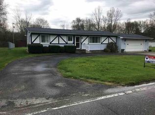 7149 Meldrum Rd, Fair Haven, MI 48023