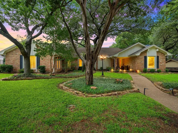 9913 Burgundy Ln, Woodway, TX 76712