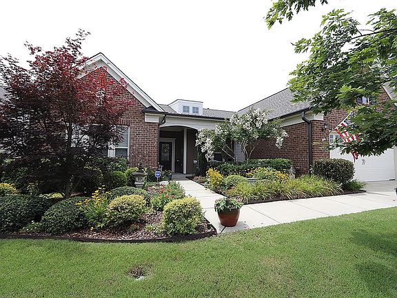 4th image of 2648 Bloomsbury Manor Dr