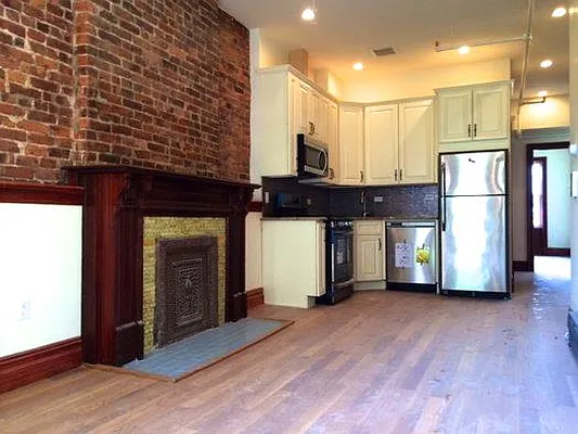 Rented by Avenue Sotheby's International Realty | media 10