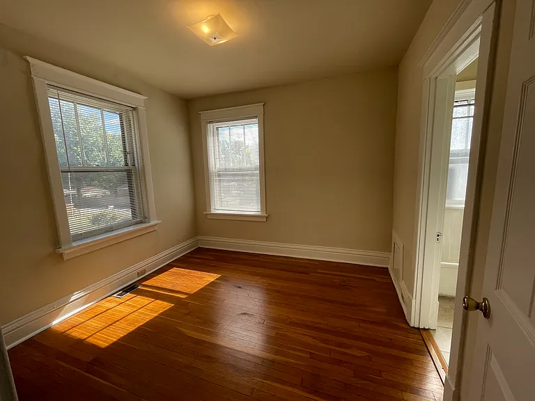1139 Louisville Ave — Photo 5