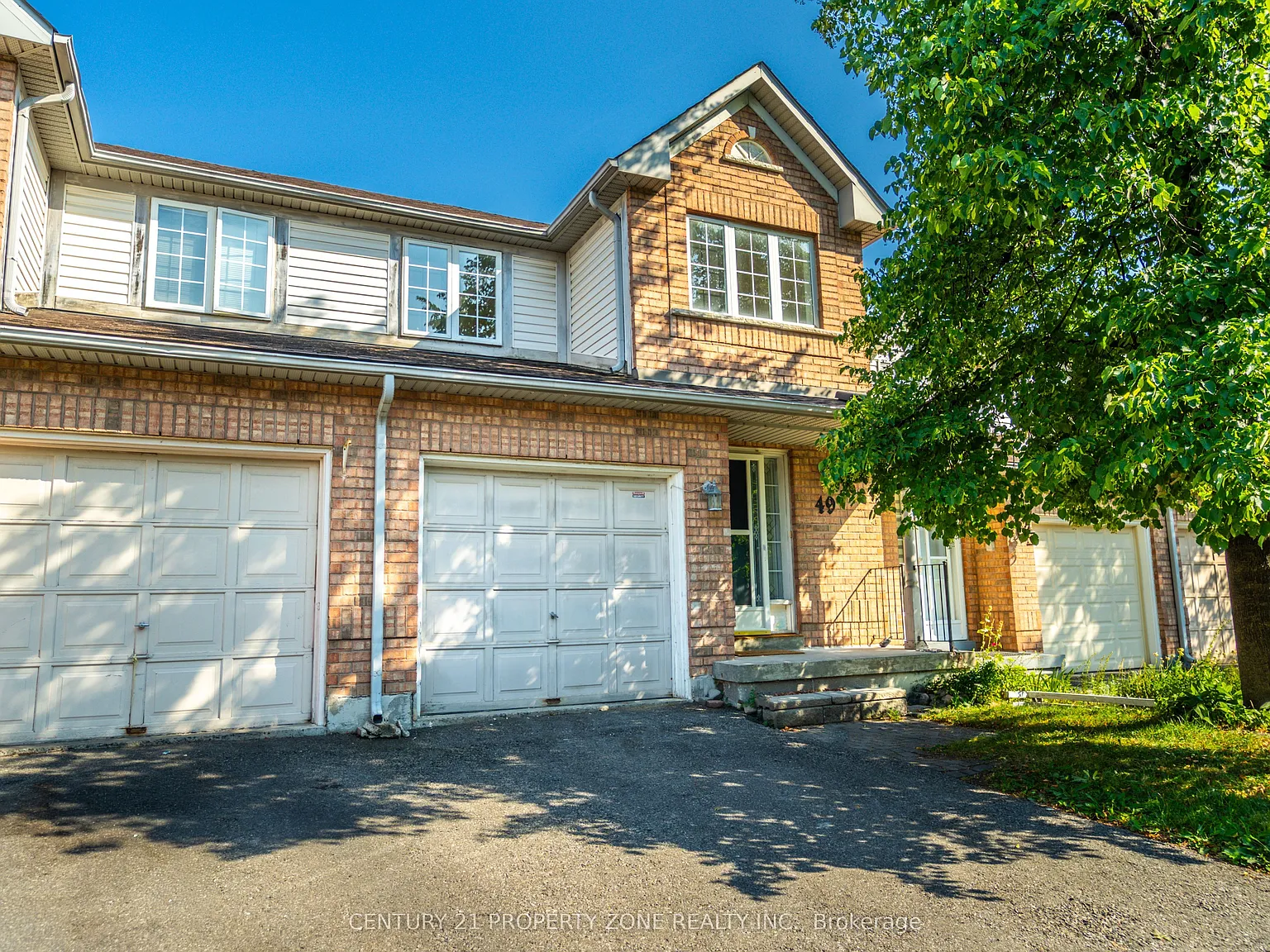 3 bed, $2,700 — Photo 2