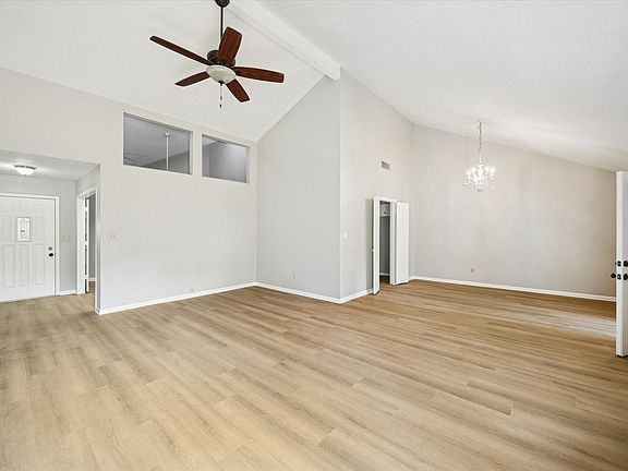 3rd image of 25903 Long Hill Ln