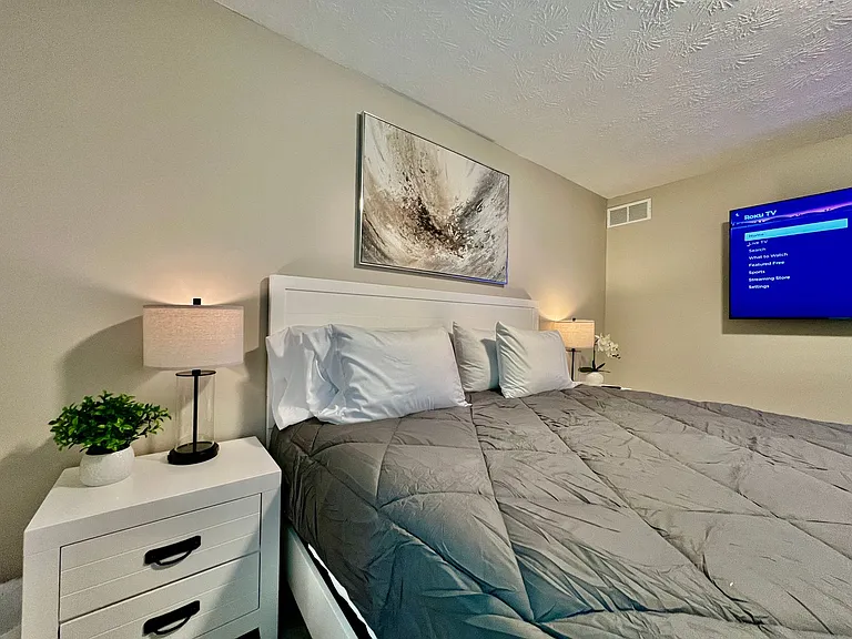 6429 Cincinnati Dayton Rd #B — Photo 21