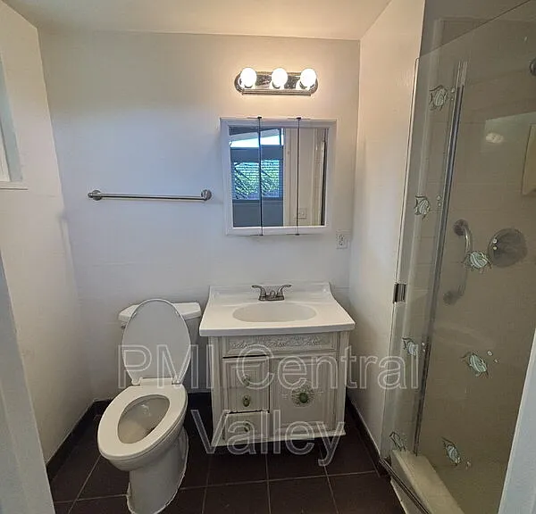 944 Bridgewood Way — Photo 34
