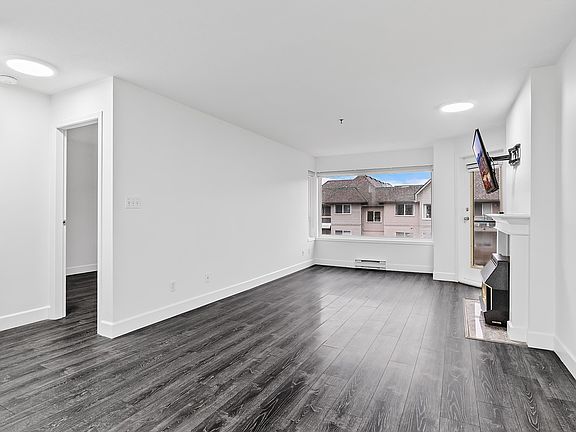 3rd image of 33688 King Rd #410