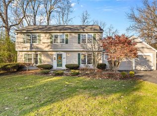 86 Shagbark Way, Fairport, NY 14450