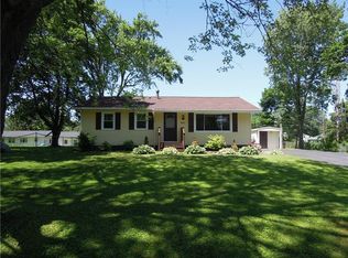 251 Galahad Dr, Rochester, NY 14623