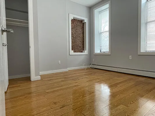 Rented by Yup Realty LLC | media 16