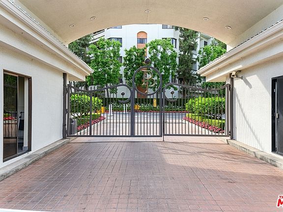 2nd image of 2102 Century Park Ln APT 216