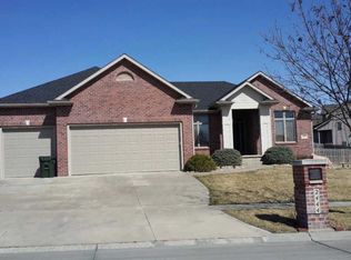 2444 Grainger Pkwy, Lincoln, NE 68512