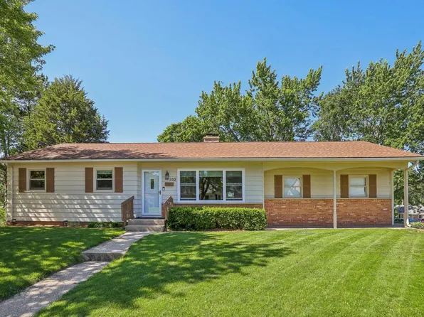 102 West Hilltop Trail, Fort Atkinson, WI 53538