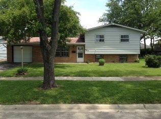 6815 Longmeadow Ln, Hanover Park, IL 60133