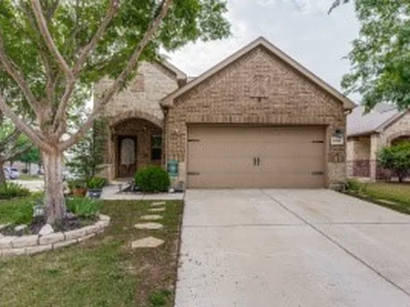 2864 Houston Wood Dr, Fort Worth, TX 76244