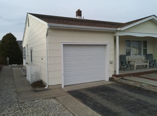 13 Auburn Rd, Toms River, NJ 08757