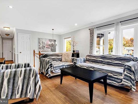 2nd image of 13907 Grove Ct #1