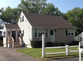 29 Richard Cir, Woburn, MA 01801