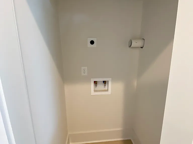 511 Nightfire Ct — Photo 9